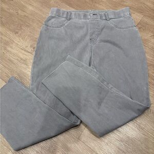 5/$25 Women’s Gray Casual Straight-Leg Pants